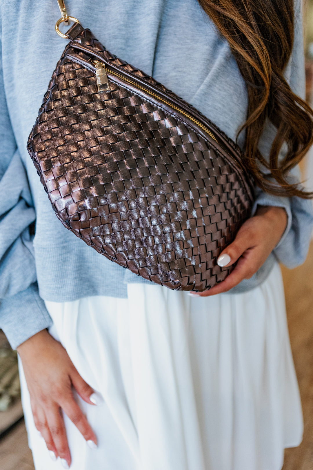 WOVEN BUM BAG / METALLIC GUNMETAL