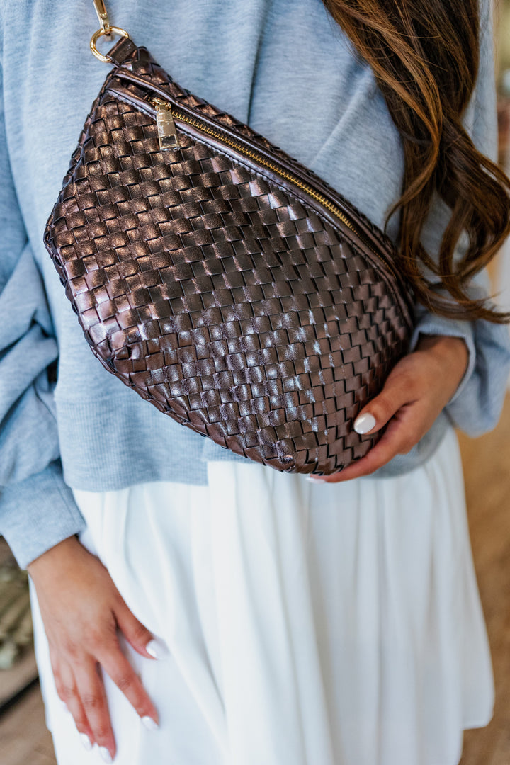 WOVEN BUM BAG / METALLIC GUNMETAL