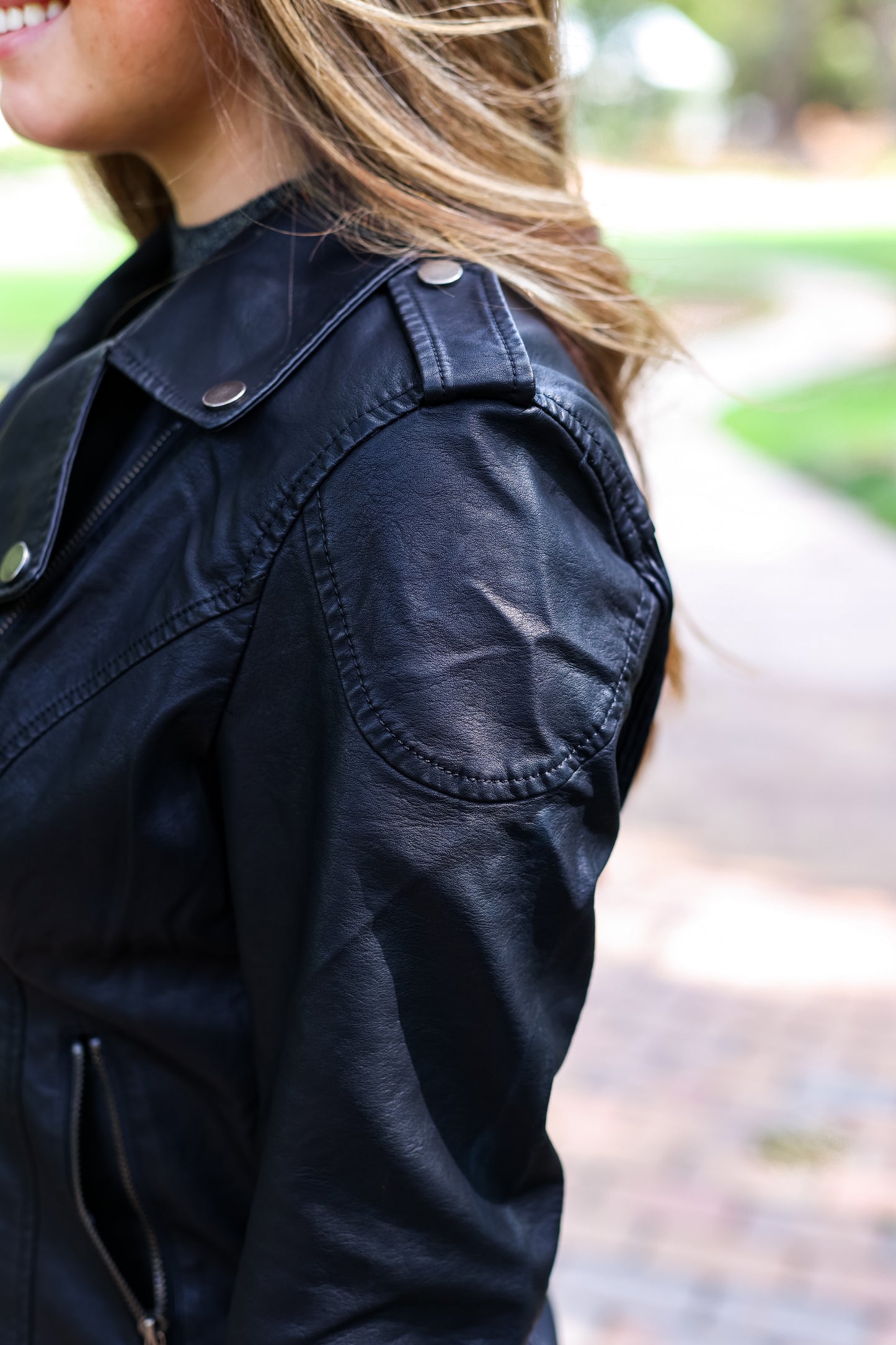 BOMBS AWAY LEATHER JACKET: BLACK