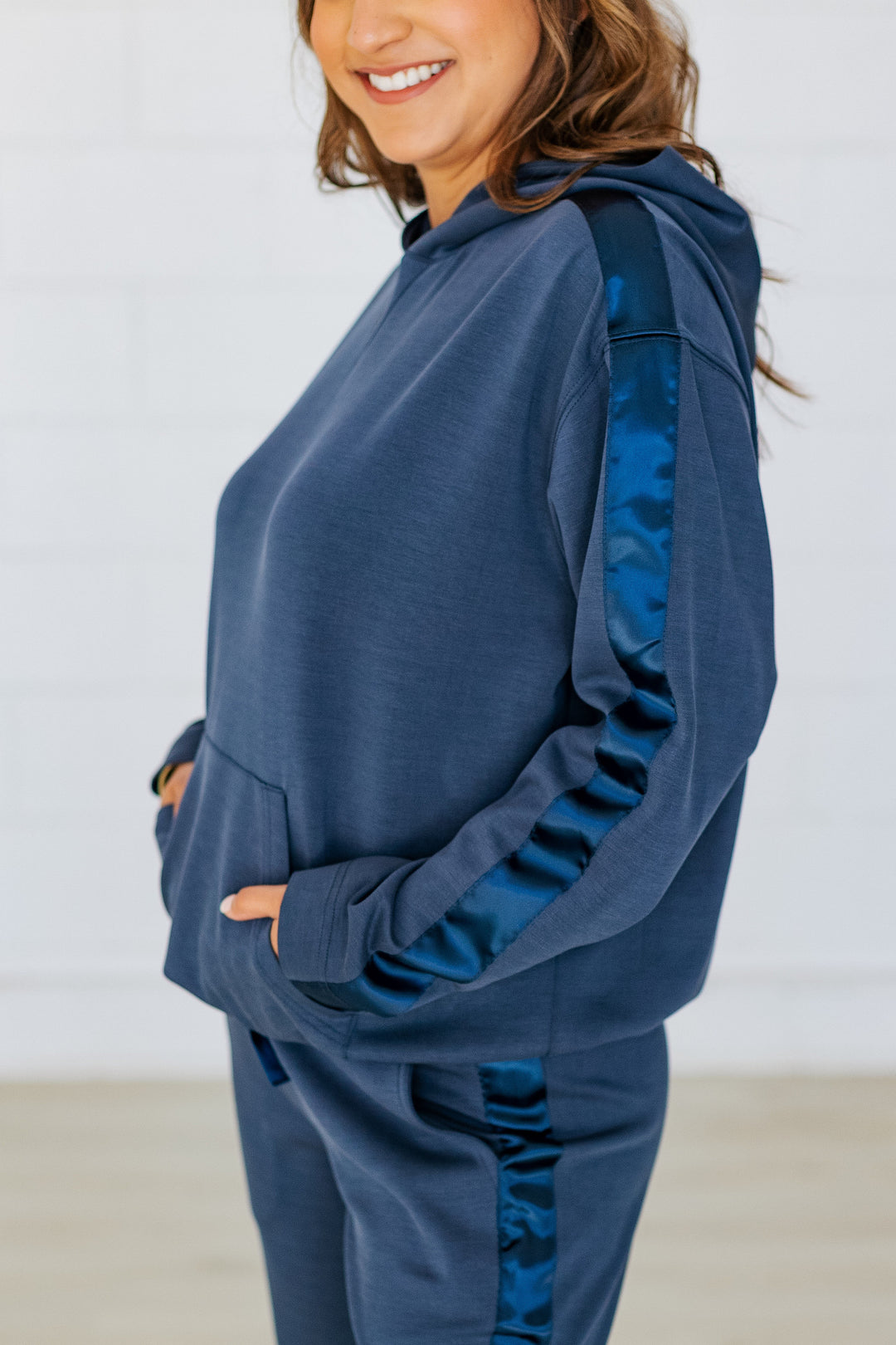 WASHED NAVY SATIN TRIM HOODIE
