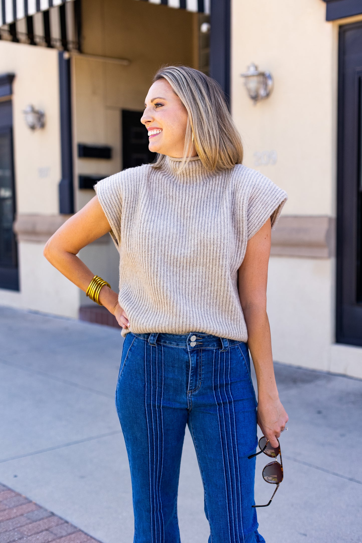 GIRL POWER SHOULDER TOP