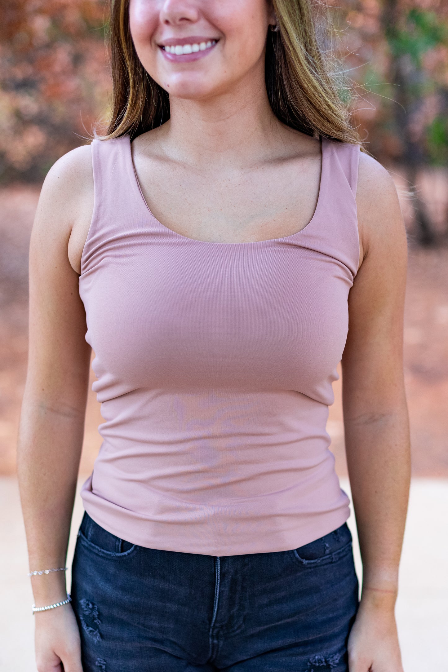 SECOND SKIN SEAMLESS TANK: LATTE