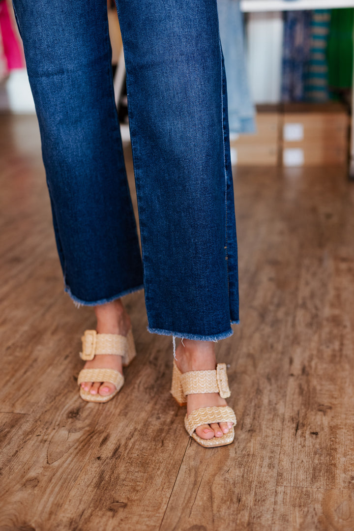 DARK DENIM WIDE LEG SIDE SLIT JEAN