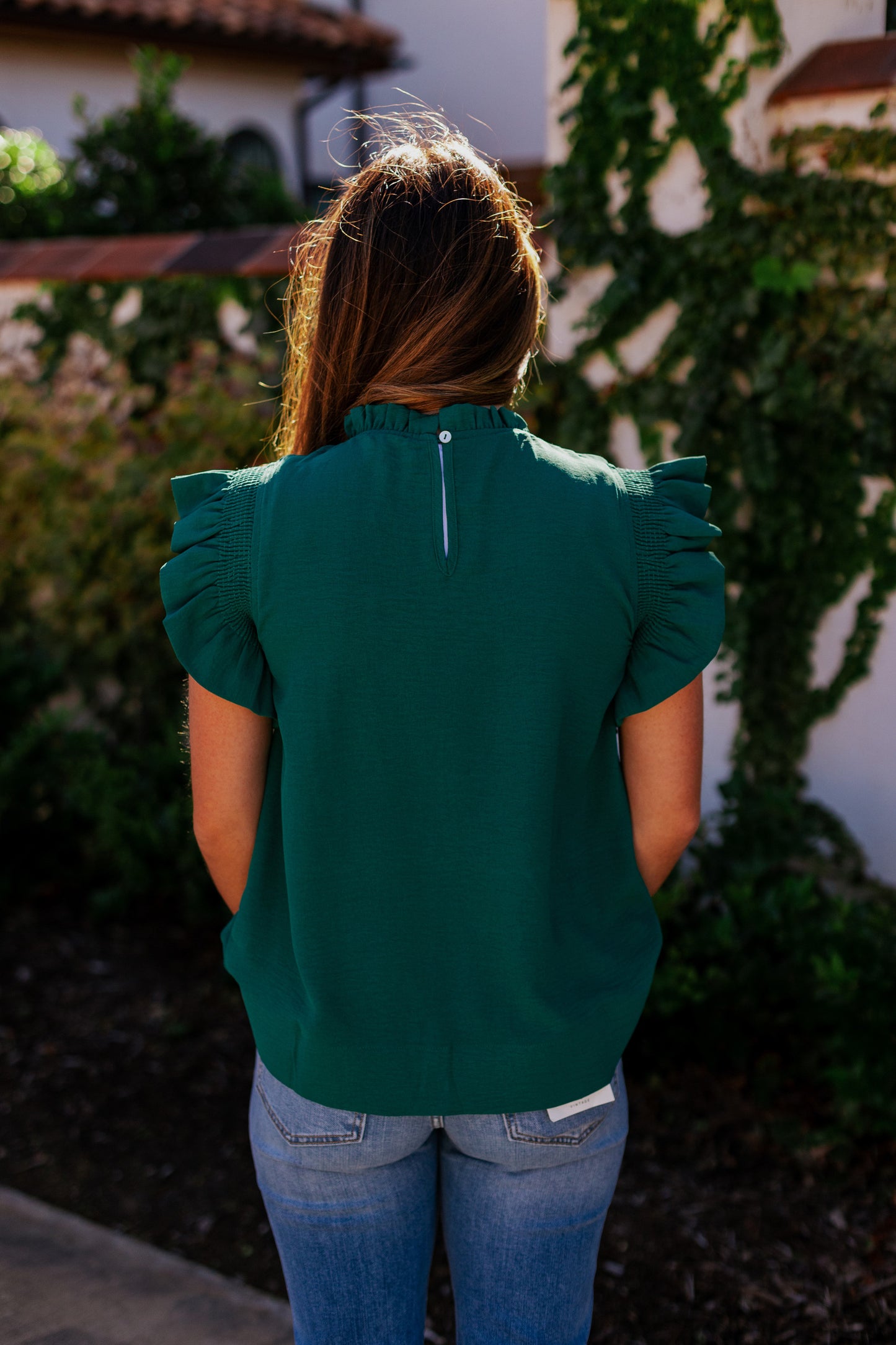 HEART ON YOUR RUFFLE SLEEVE TOP GREEN