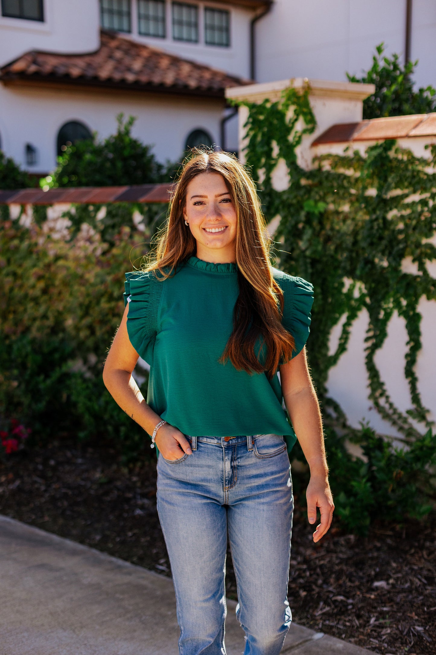 HEART ON YOUR RUFFLE SLEEVE TOP GREEN