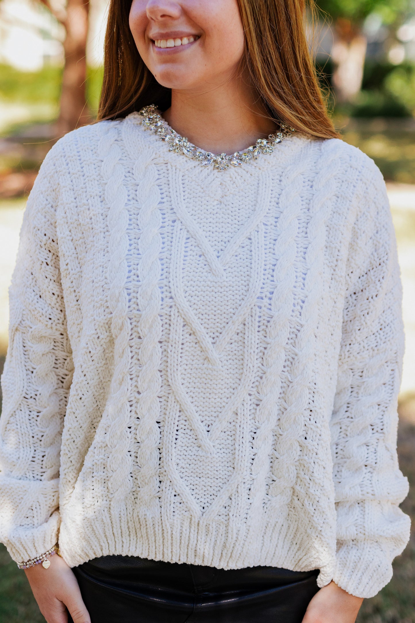 BEJEWELED EMBELLISH SWEATER