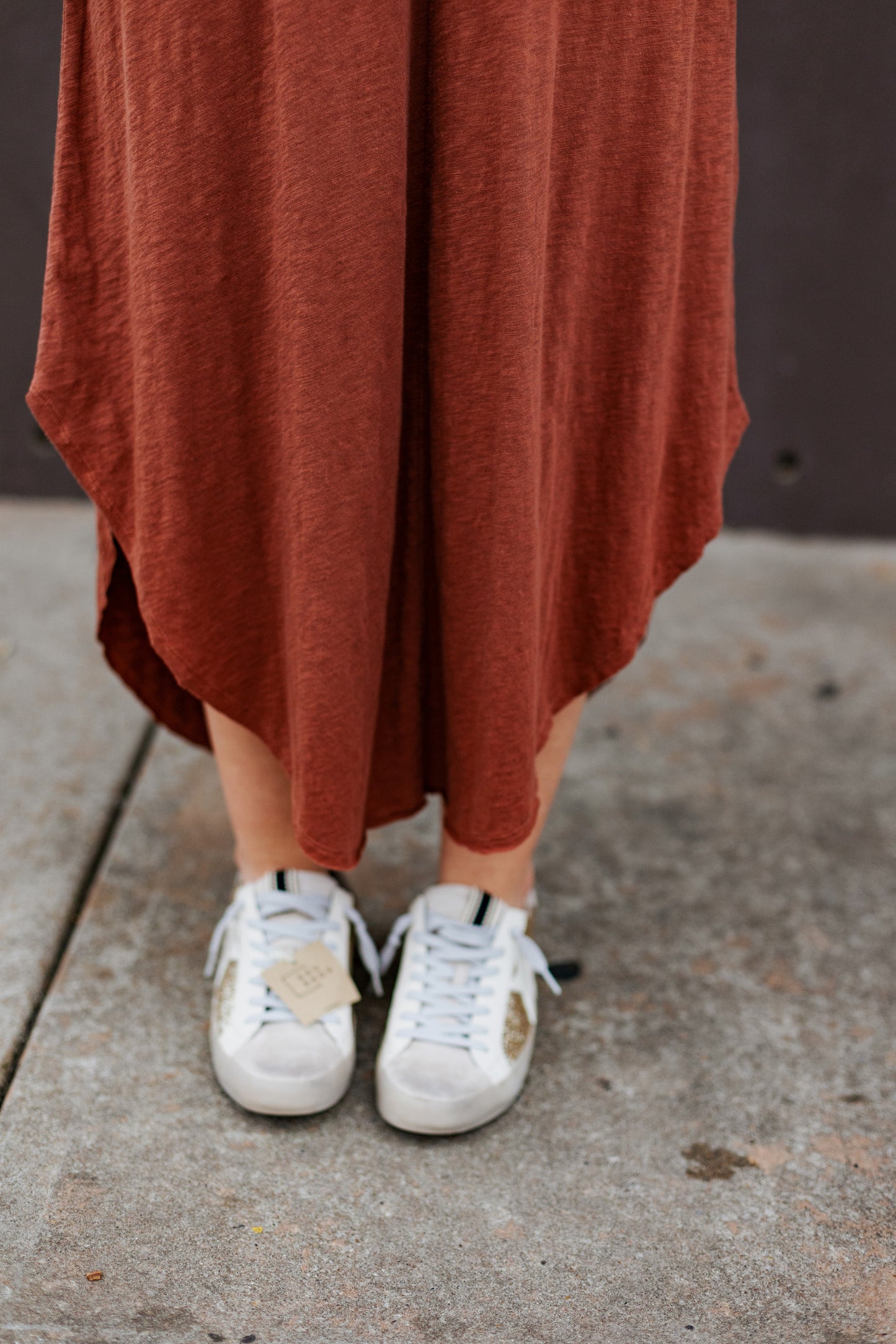 Z SUPPLY: REVERIE DRESS DARK ROSEWOOD