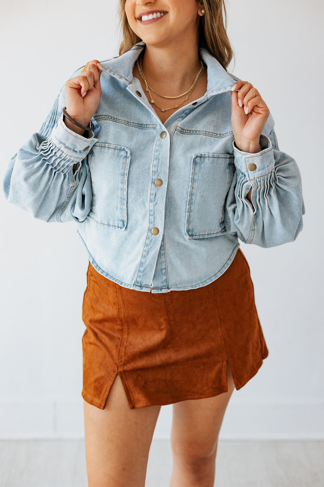 CROPPED LIGHT DENIM JACKET