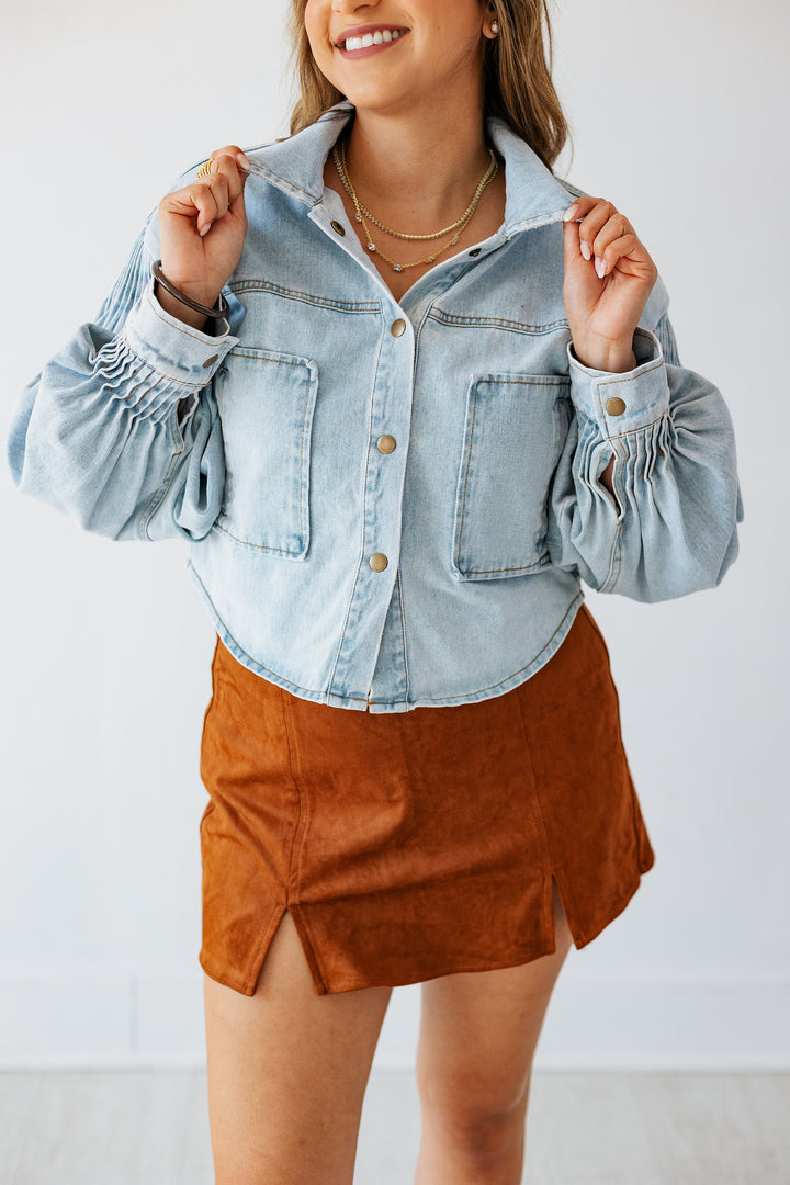 CROPPED LIGHT DENIM JACKET