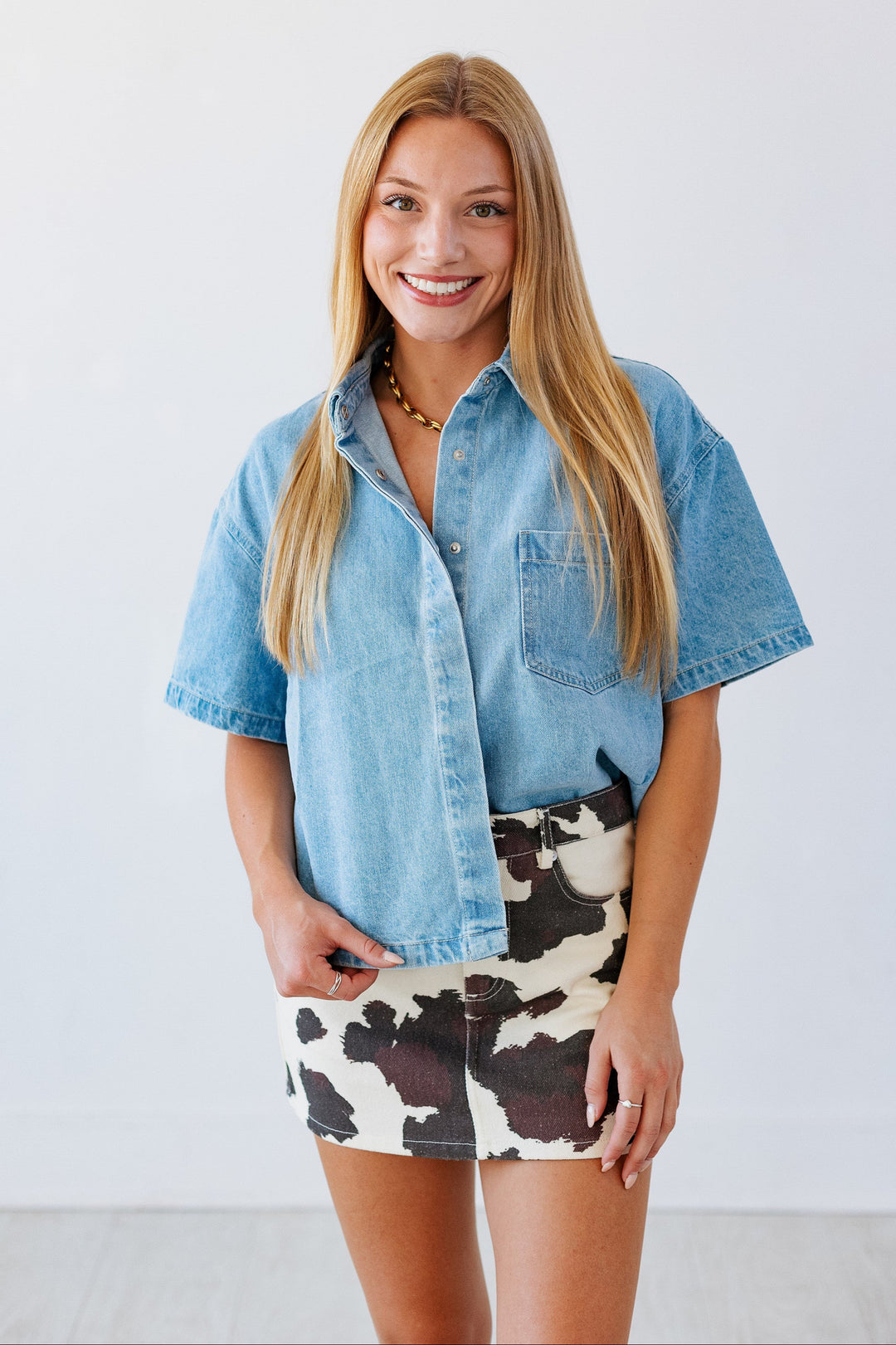 LIGHT DENIM HALF SLEEVE SHIRT