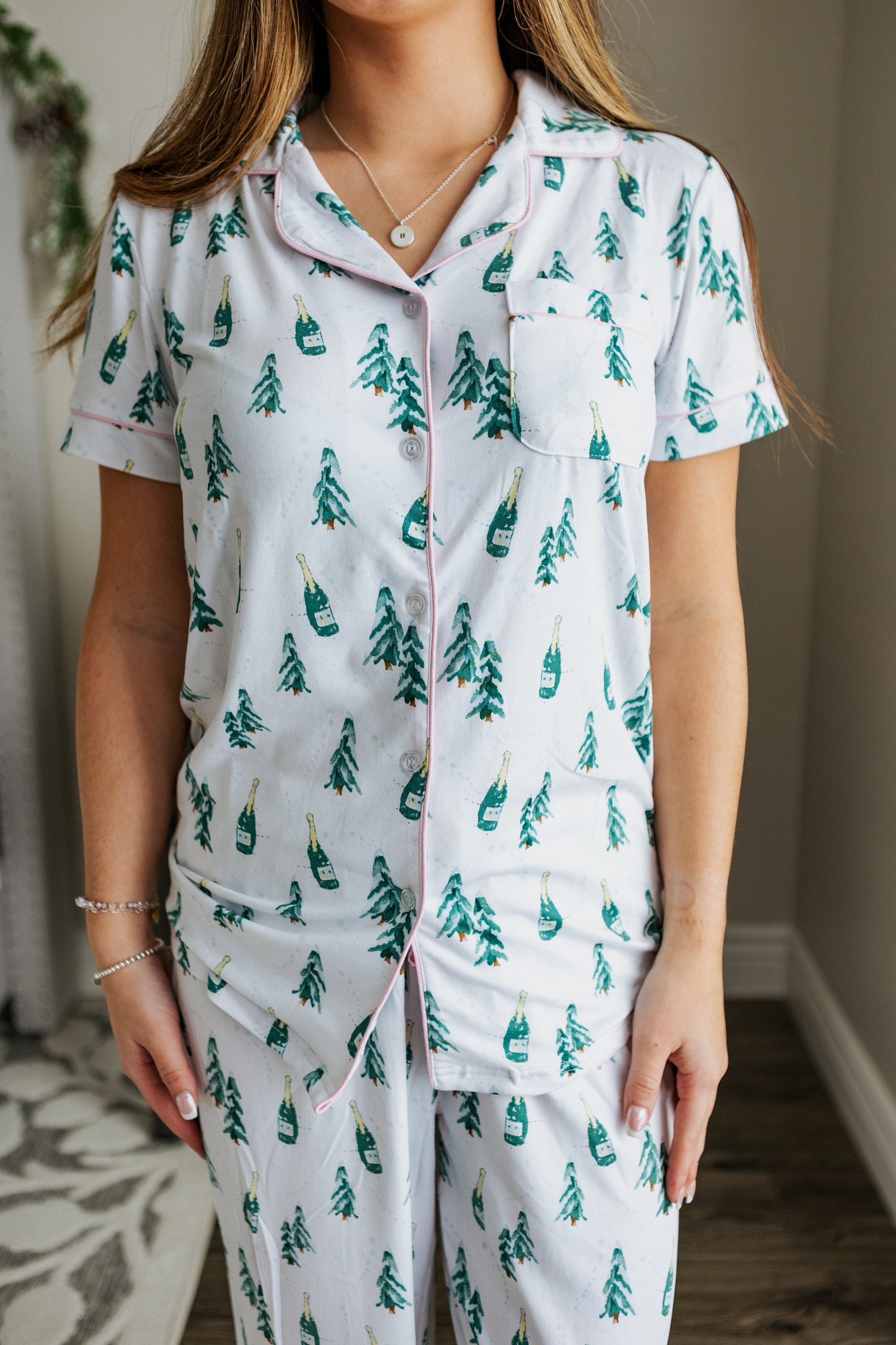 CHRISTMAS CHEERS SLEEP SHIRT