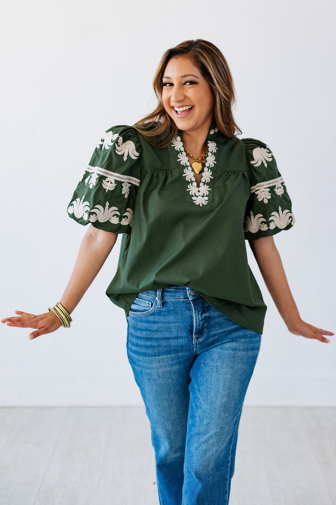 DARK GREEN EMBROIDERED SLEEVE TOP