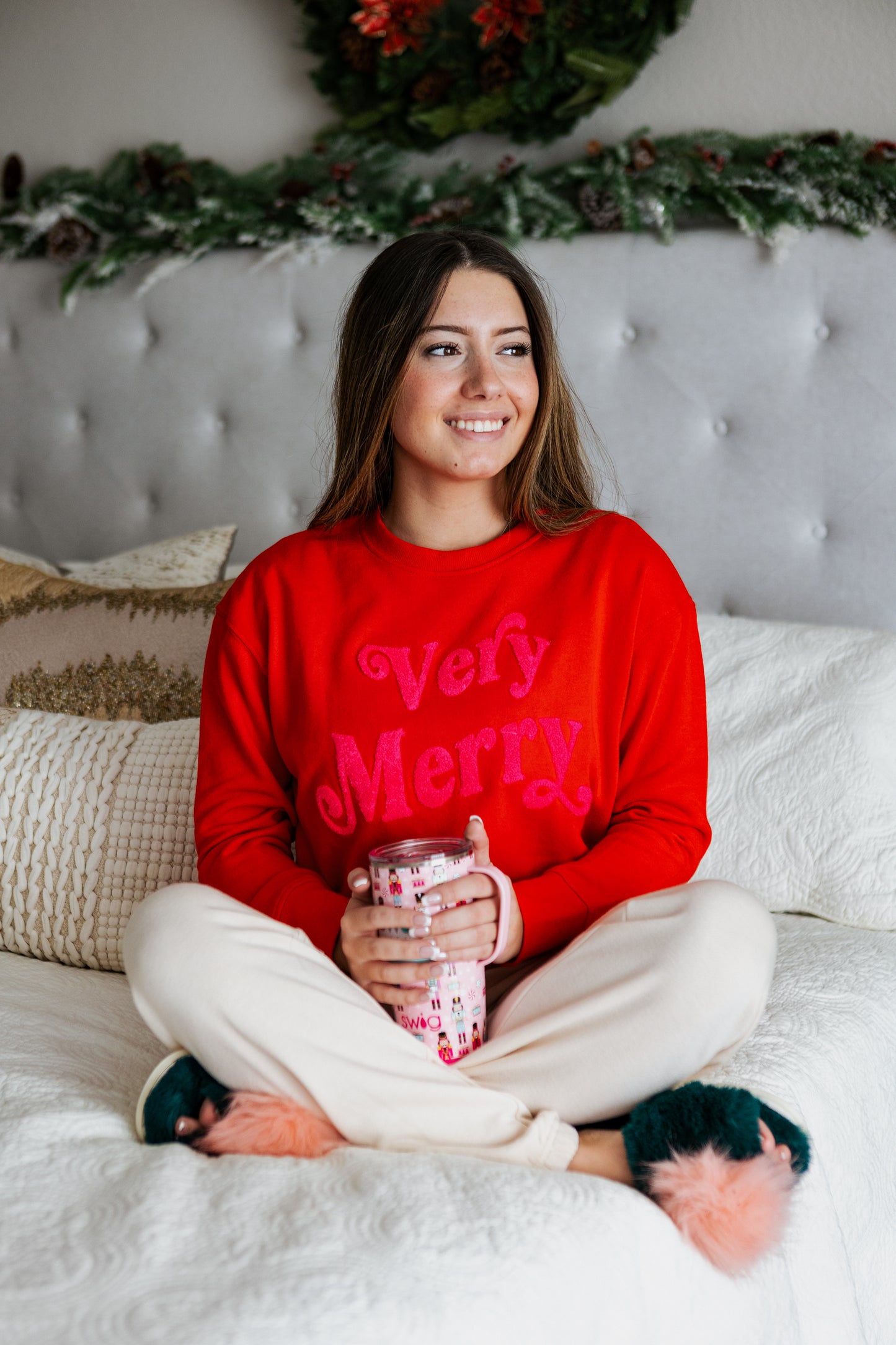 VERY MERRY SWEATSHIRT