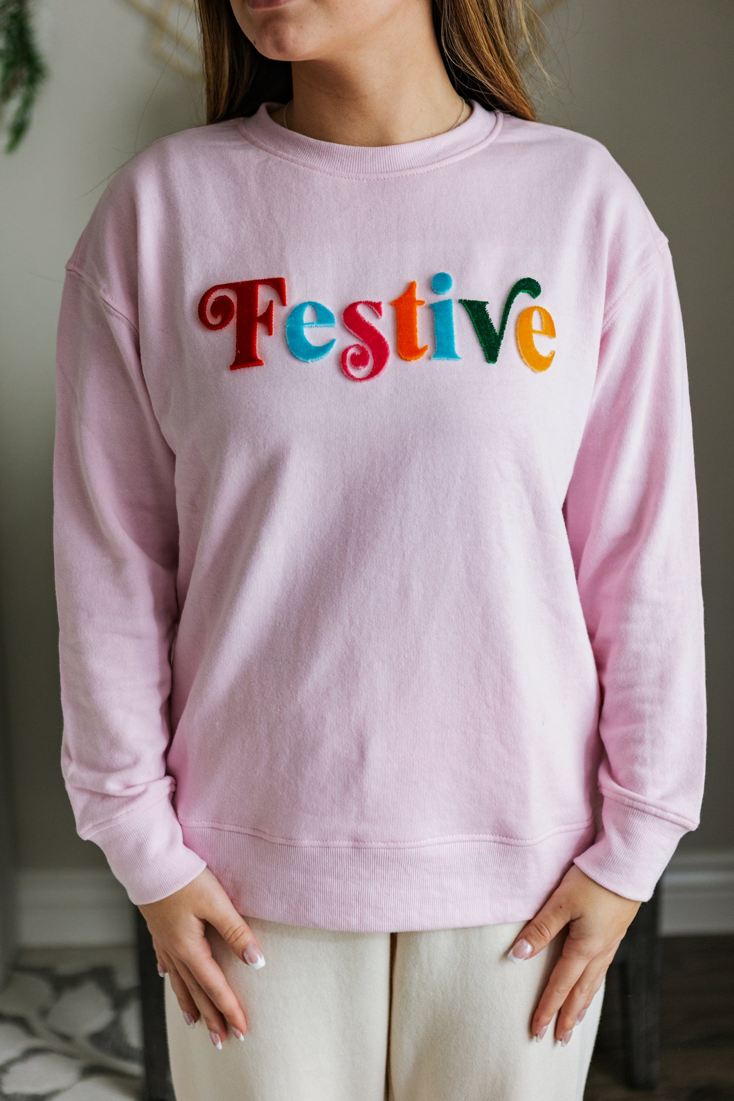 FESTIVE SWEATSHIRT