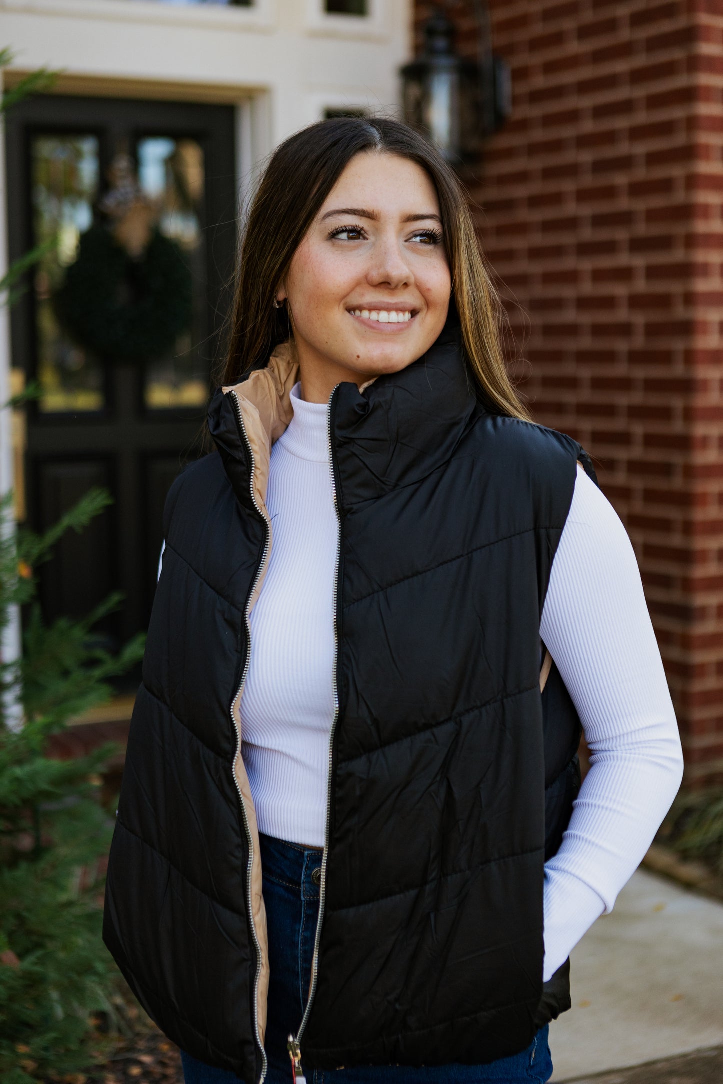 COLORADO REVERSIBLE PUFF VEST BLACK/ BEIGE