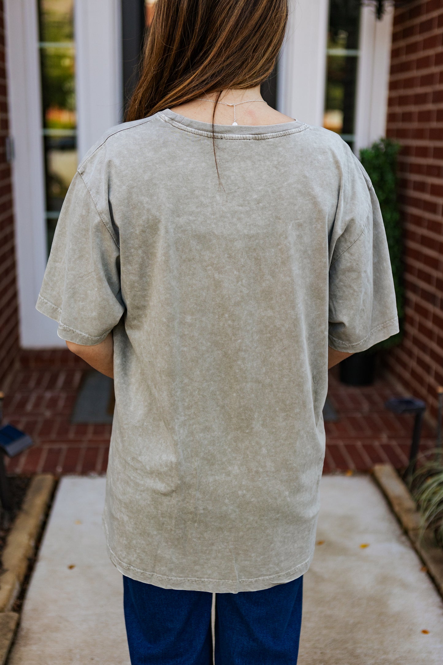 LONG LIVE COWGIRLS GRAPHIC TEE
