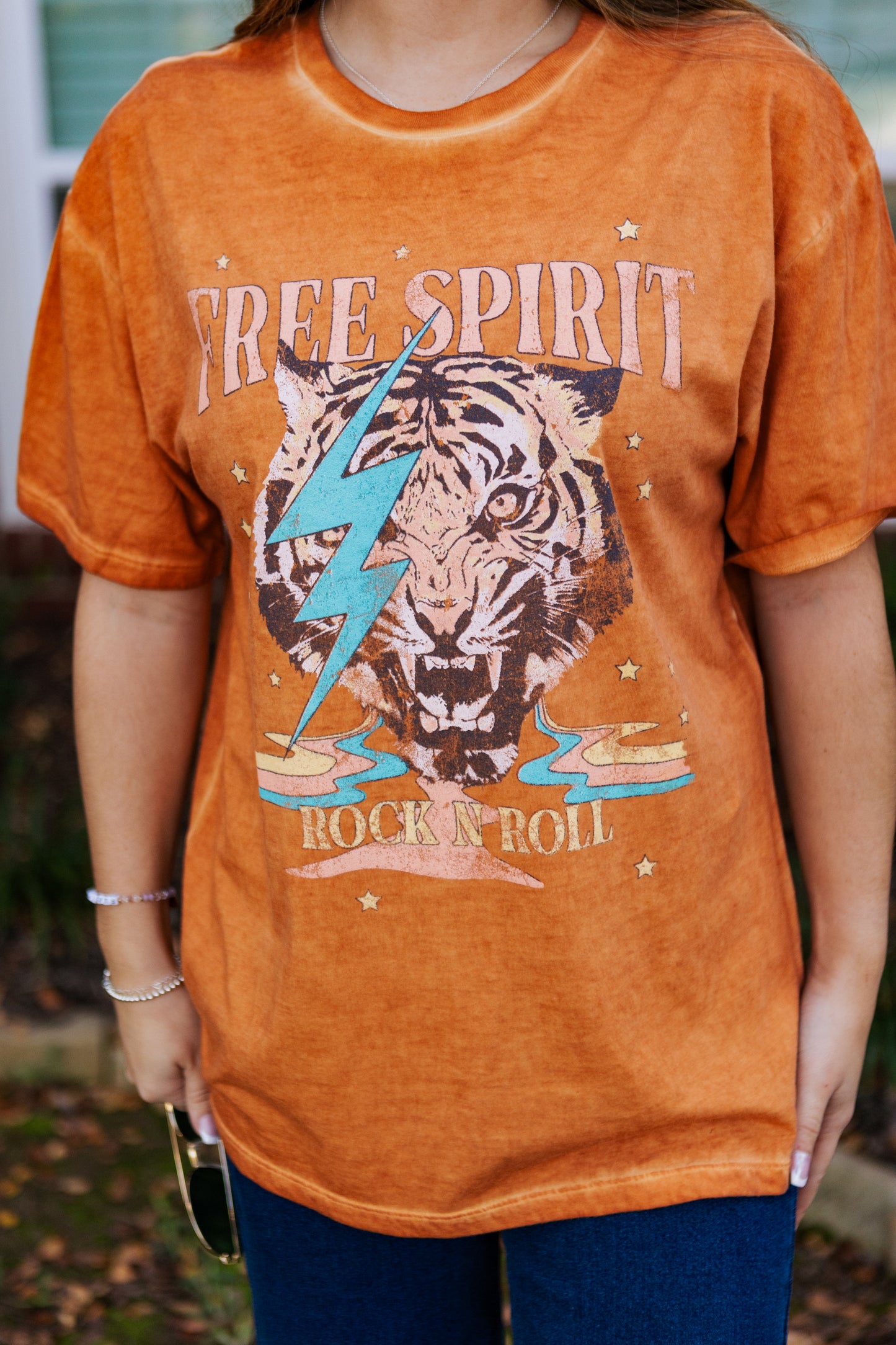 FREE SPIRIT GRAPHIC TEE