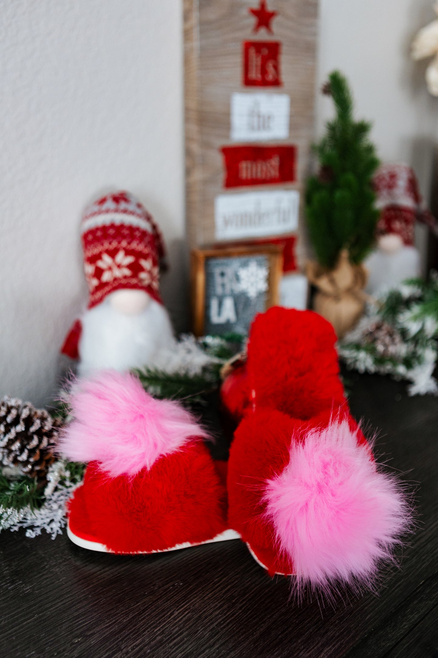 AMOR SLIPPERS: RED