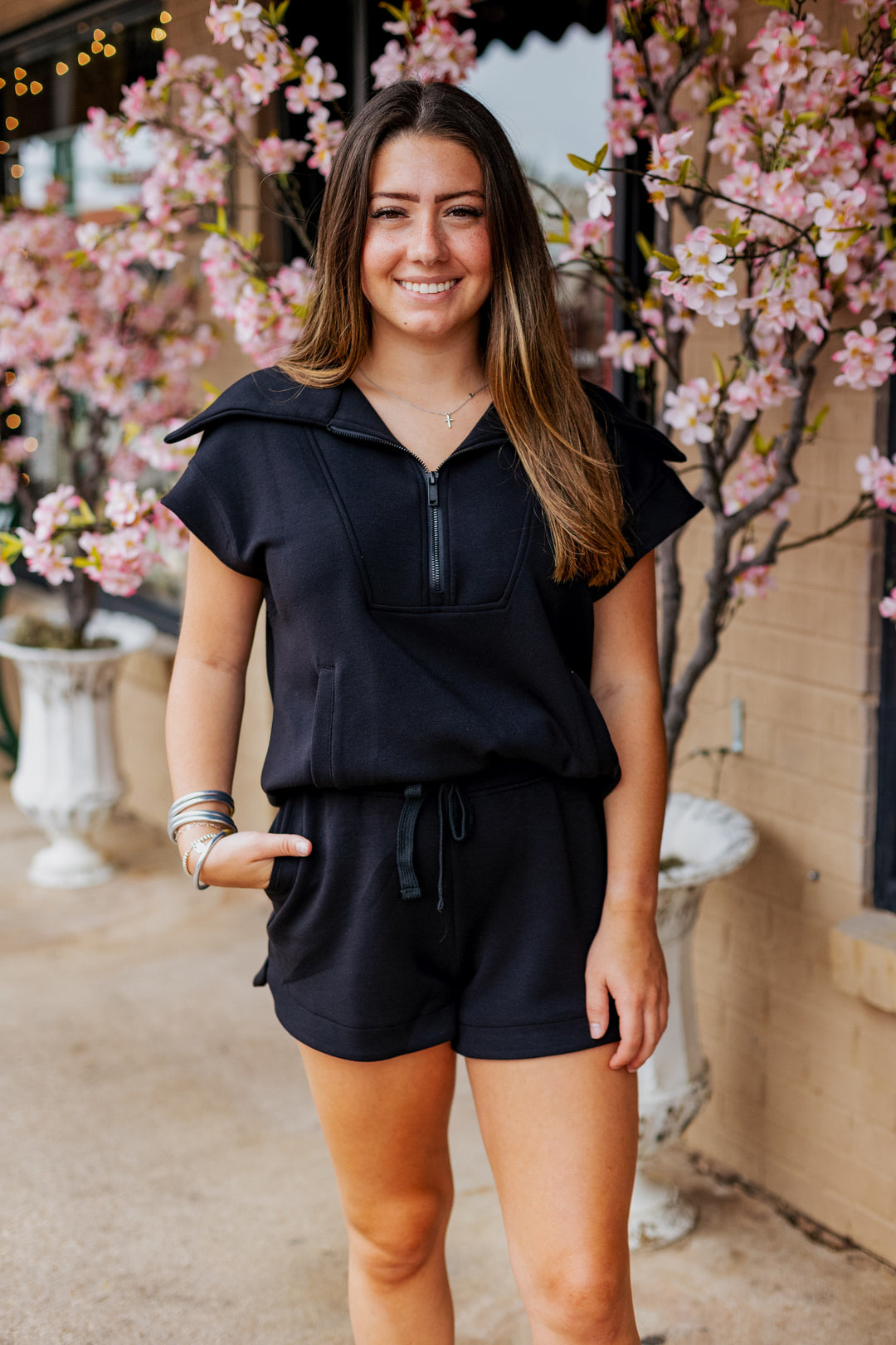 SCUBA TULIP SHORT / BLACK