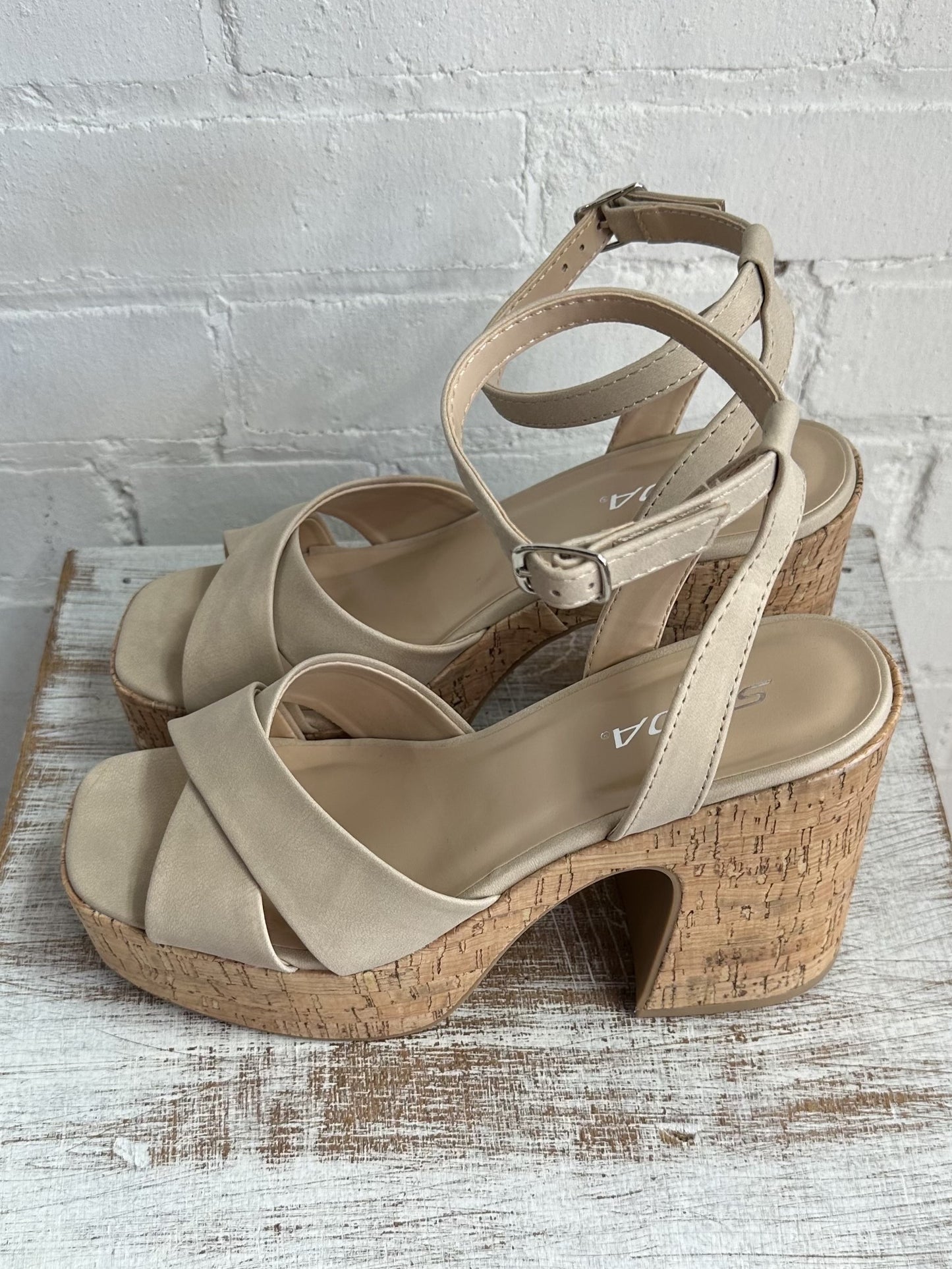 Funkie Platform Sandals