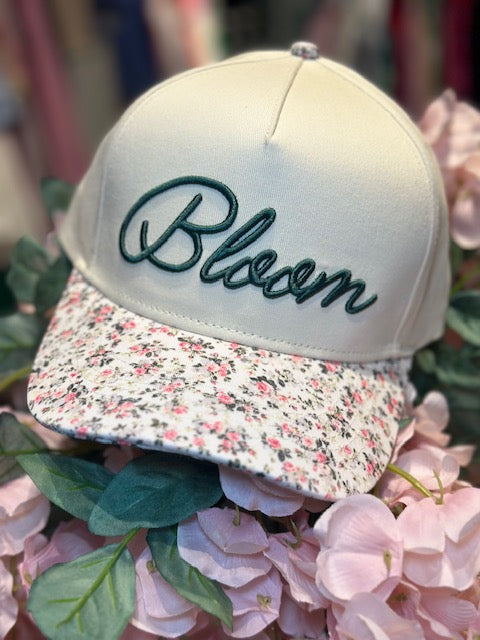 BLOOM FLORAL TRUCKER HAT