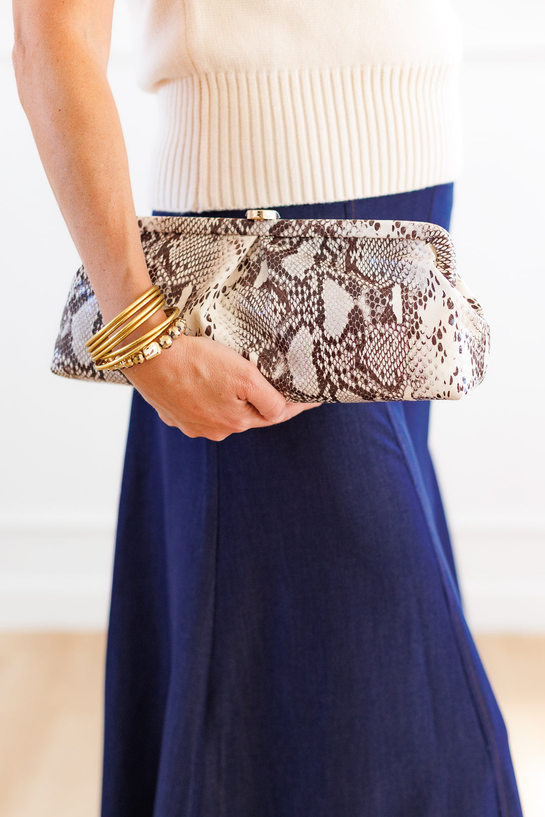 SNAKE PRINT CLUTCH