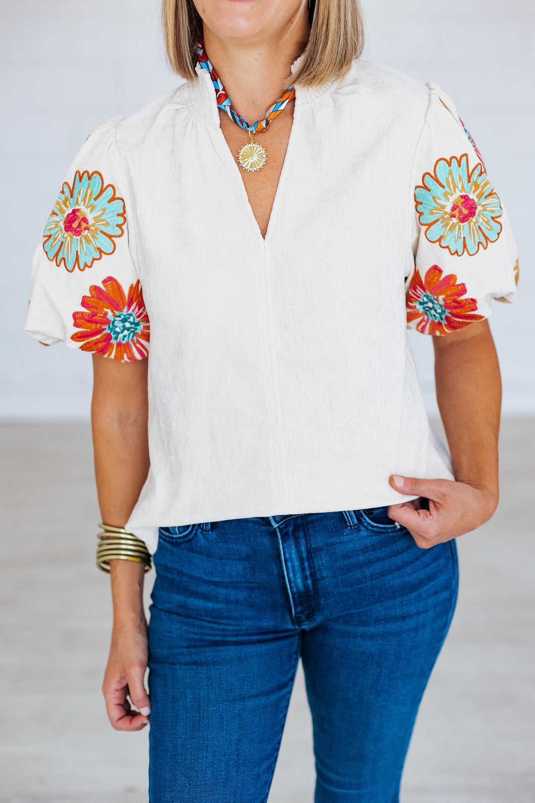 CREAM EMBROIDERED FLORAL SLEEVE BLOUSE