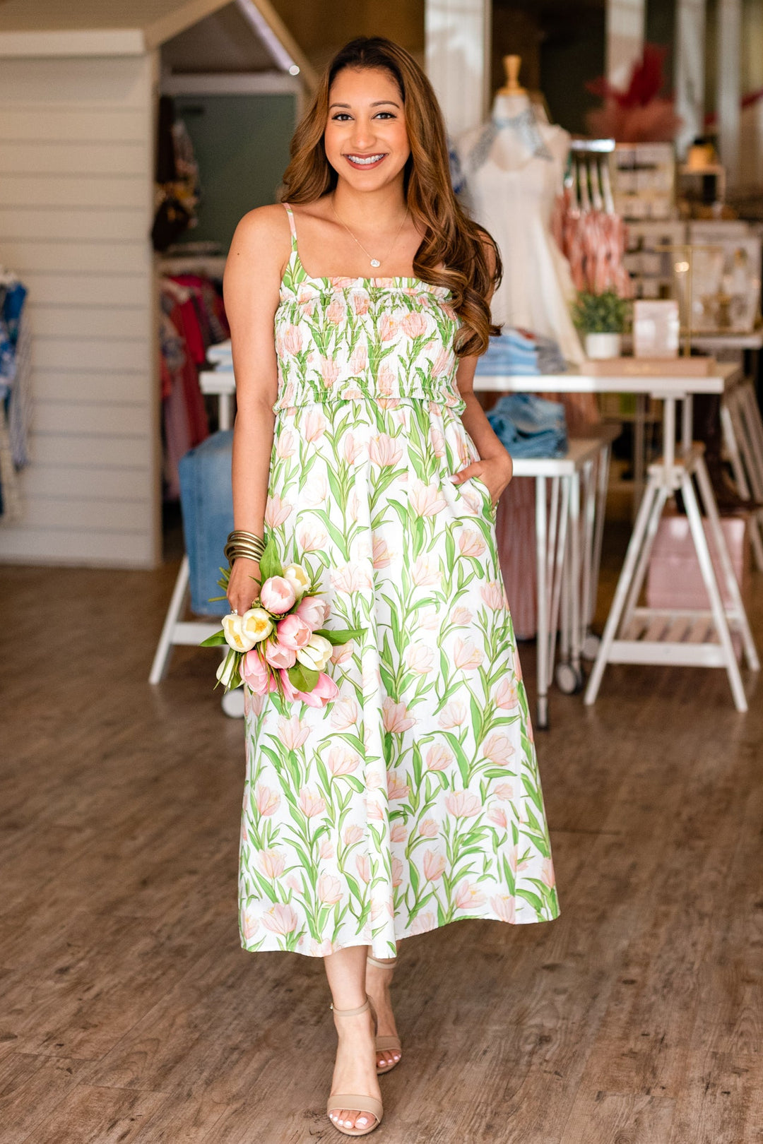 BLOOMING TULIPS MAXI DRESS M BLOOMING TULIPS MAXI DRESS M