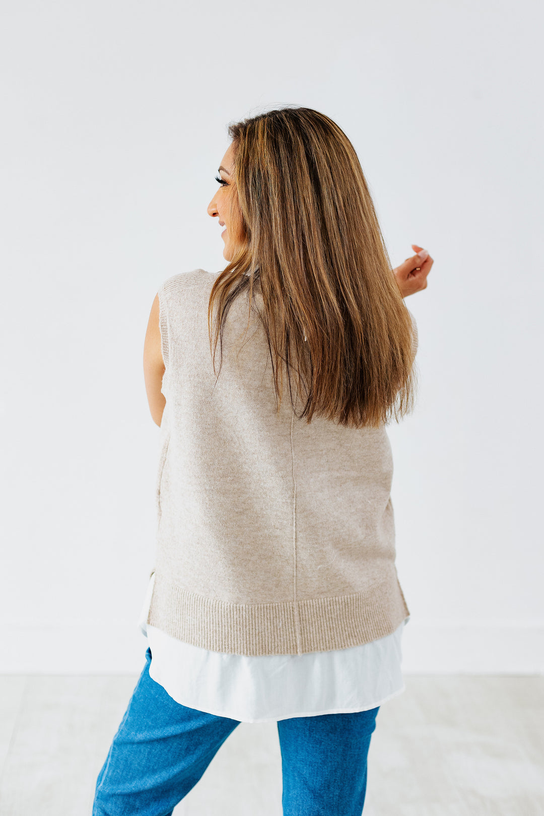 SLEEVELESS LAYERED SWEATER VEST