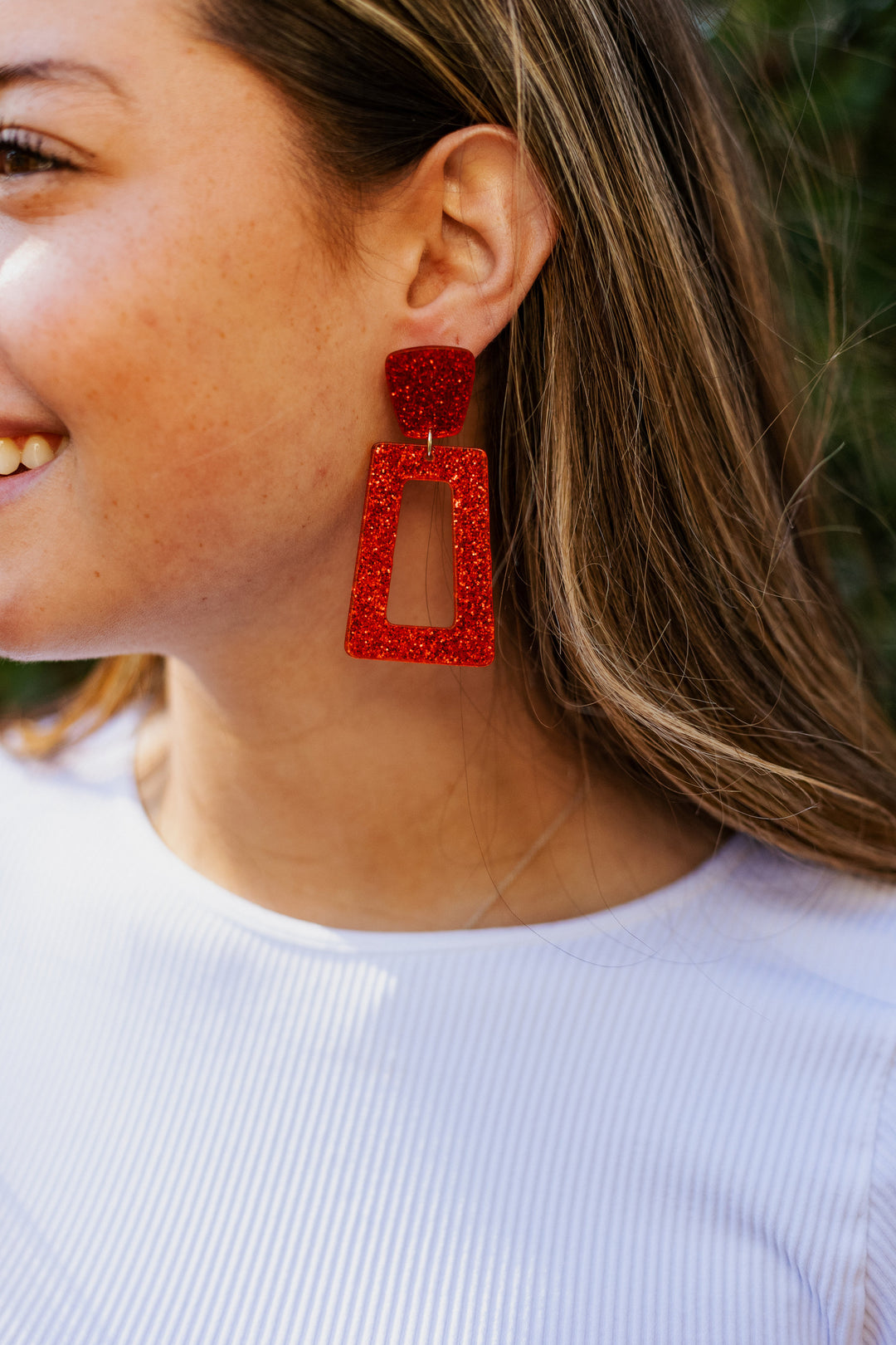 KENNEDY: CRIMSON GLITTER