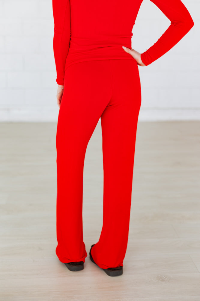 Z SUPPLY: ESSENTIAL FOLD OVER PANT- KISS ME RED