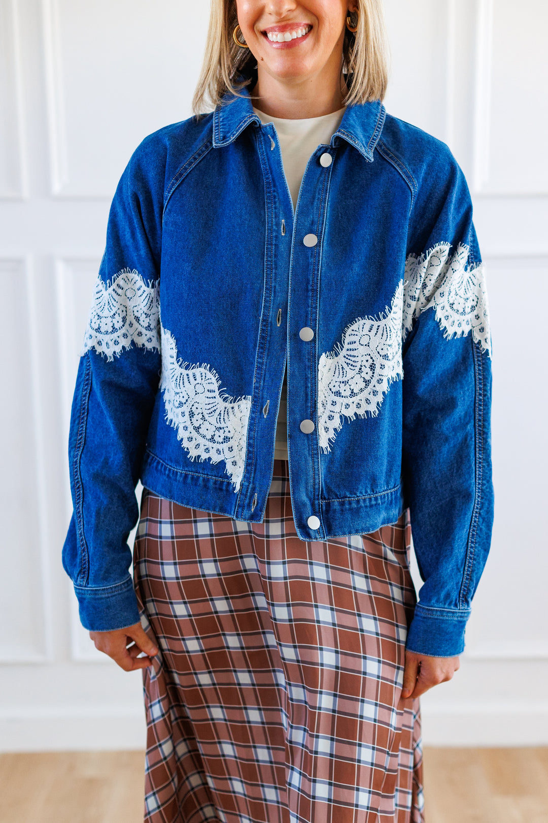 LACE TRIM DENIM JACKET