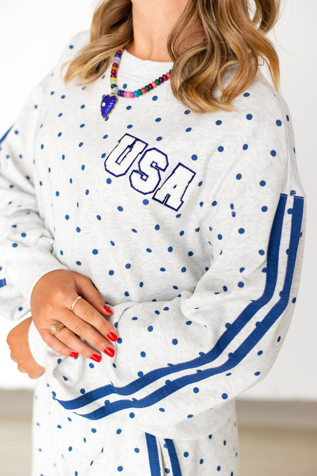 NAVY POLKA DOT USA SWEATSHIRT