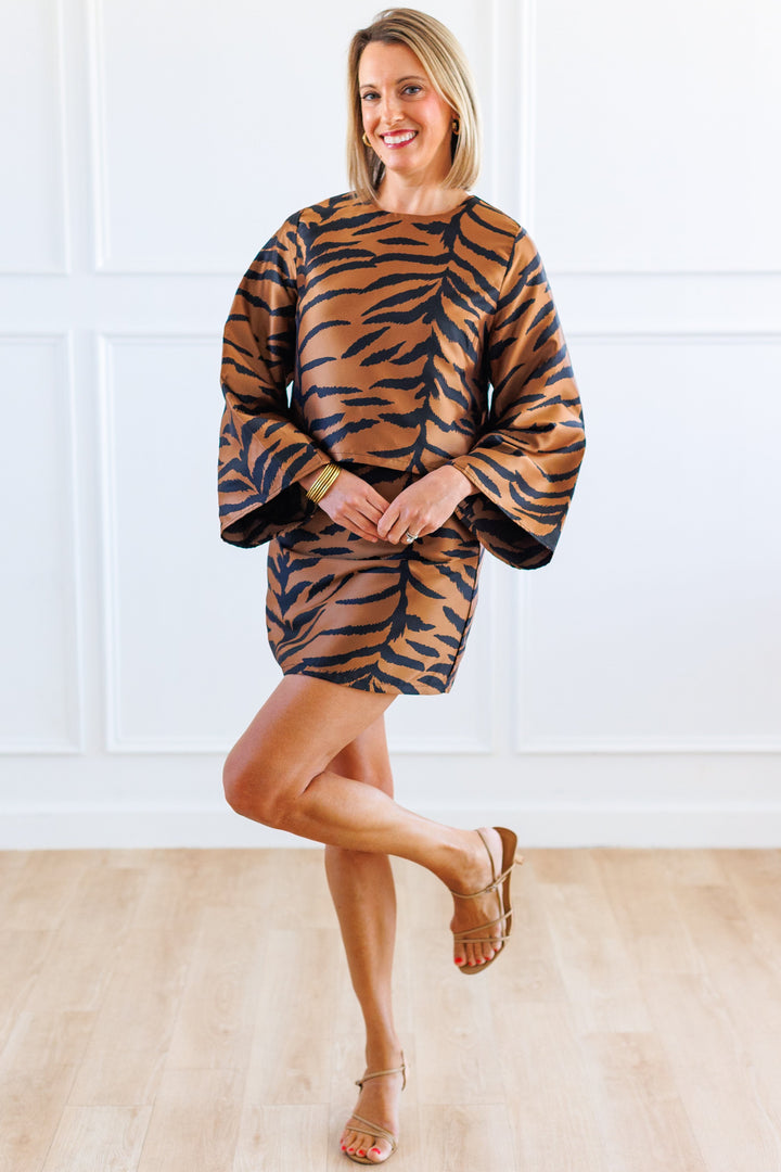 BLACK &amp; BROWN ZEBRA FLARED TOP