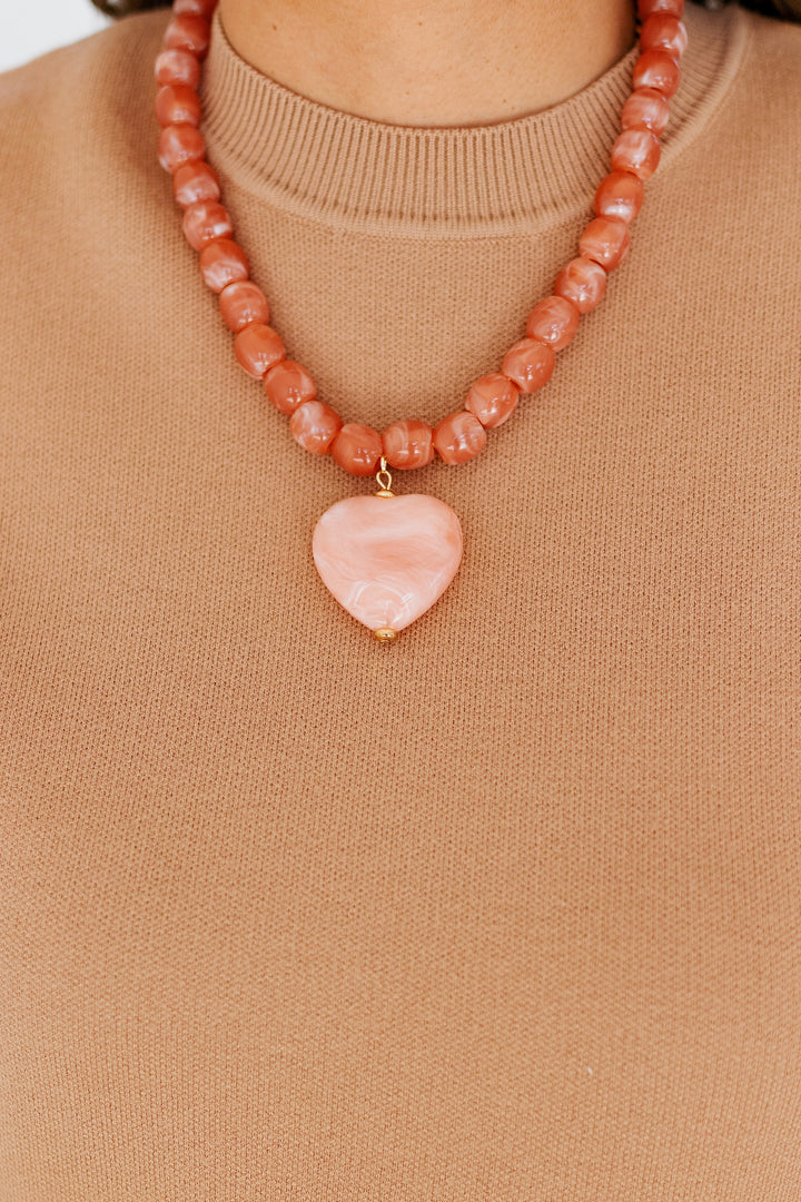 AMOUR BEADED HEART NECKLACE- PINK