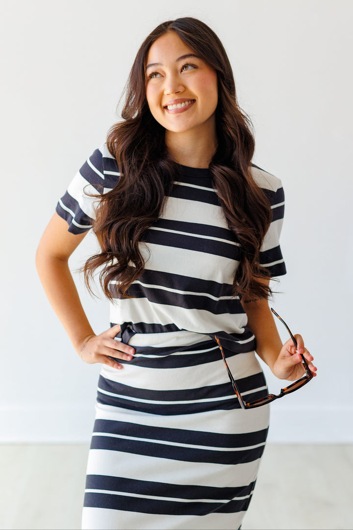 Z SUPPLY: STELLAN STRIPED TEE - ASH BLACK