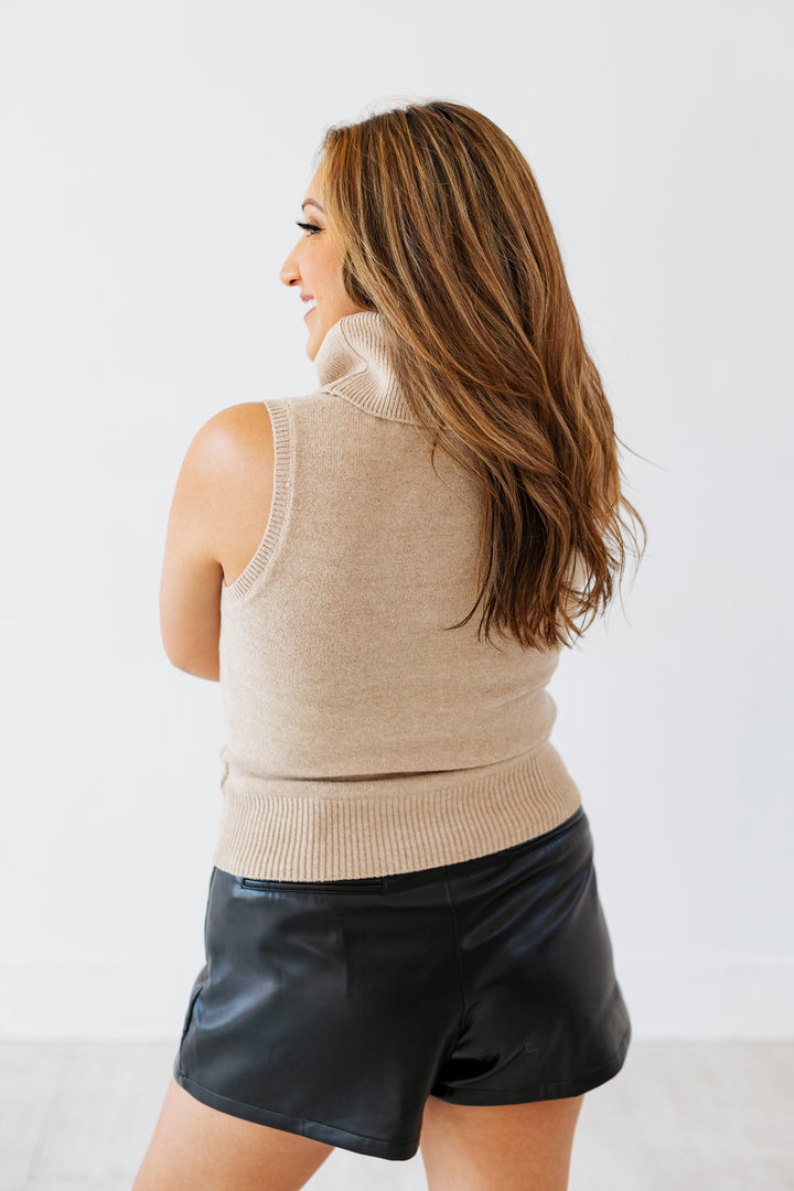 TAUPE SLEEVELESS TURTLENECK SWEATER
