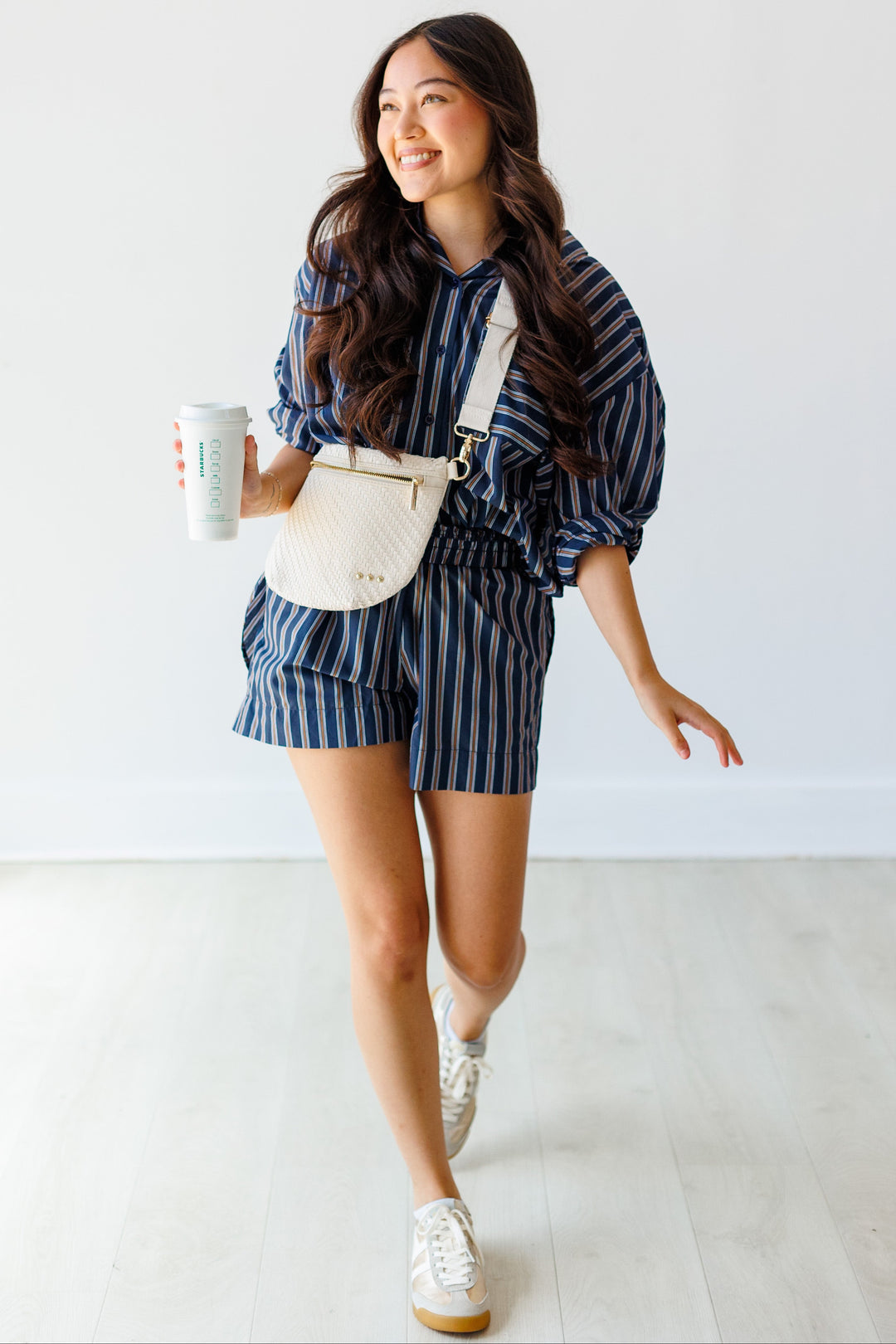 NAVY &amp; BROWN STRIPED SHORT