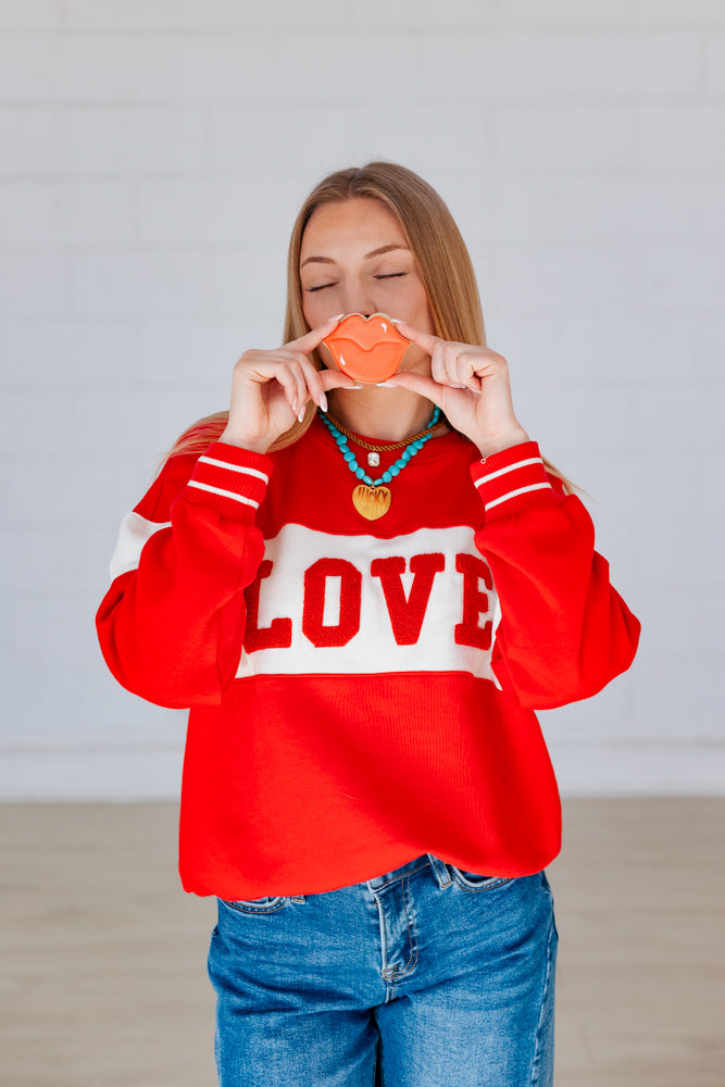 Z SUPPLY: OVERSIZED LOVE SWEATSHIRT- KISS ME RED