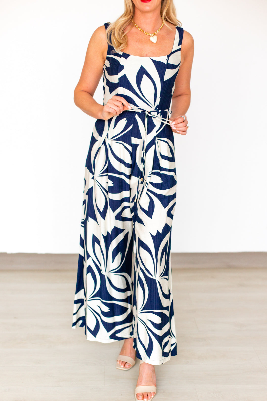 NAVY FLOWY SQUARE NECK JUMPSUIT