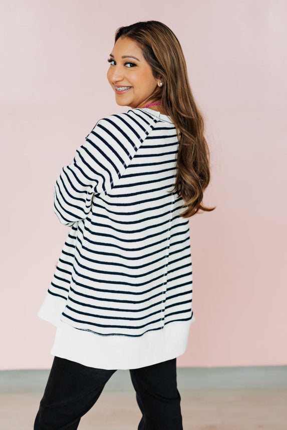 BLACK & WHITE TEXTURED STRIPE SWEATER TOP