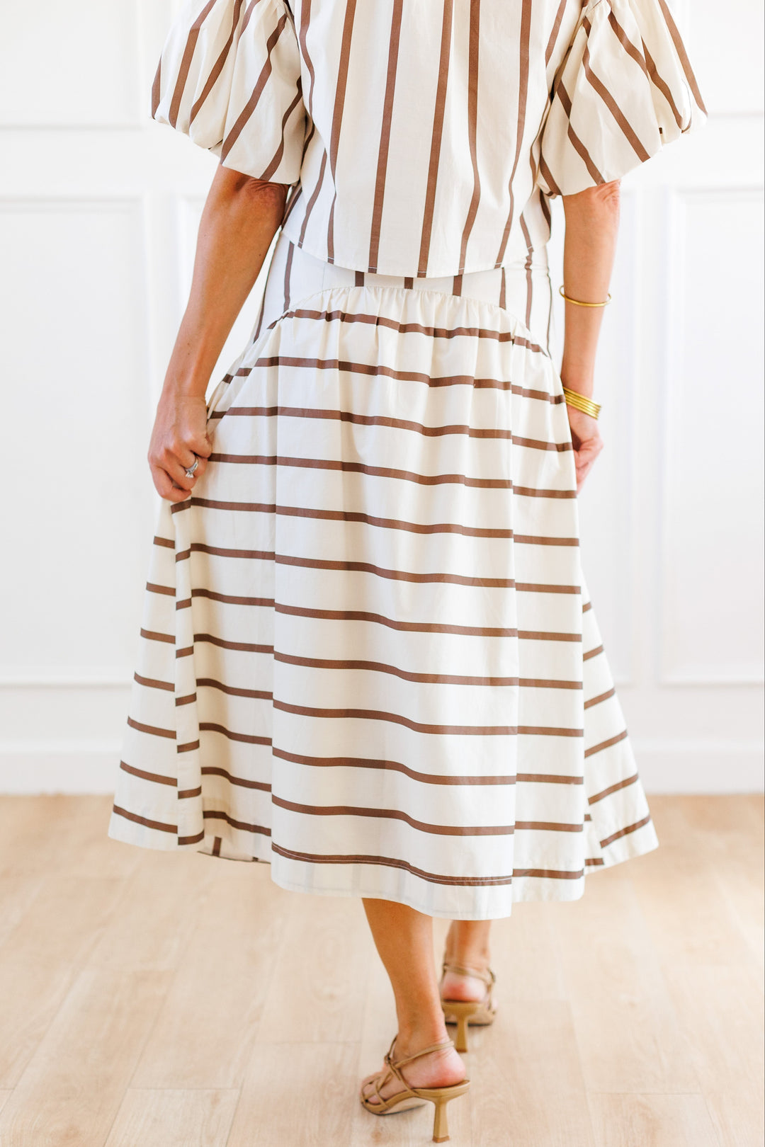 BROWN COMBO TIERED MIDI SKIRT BACK VIEW