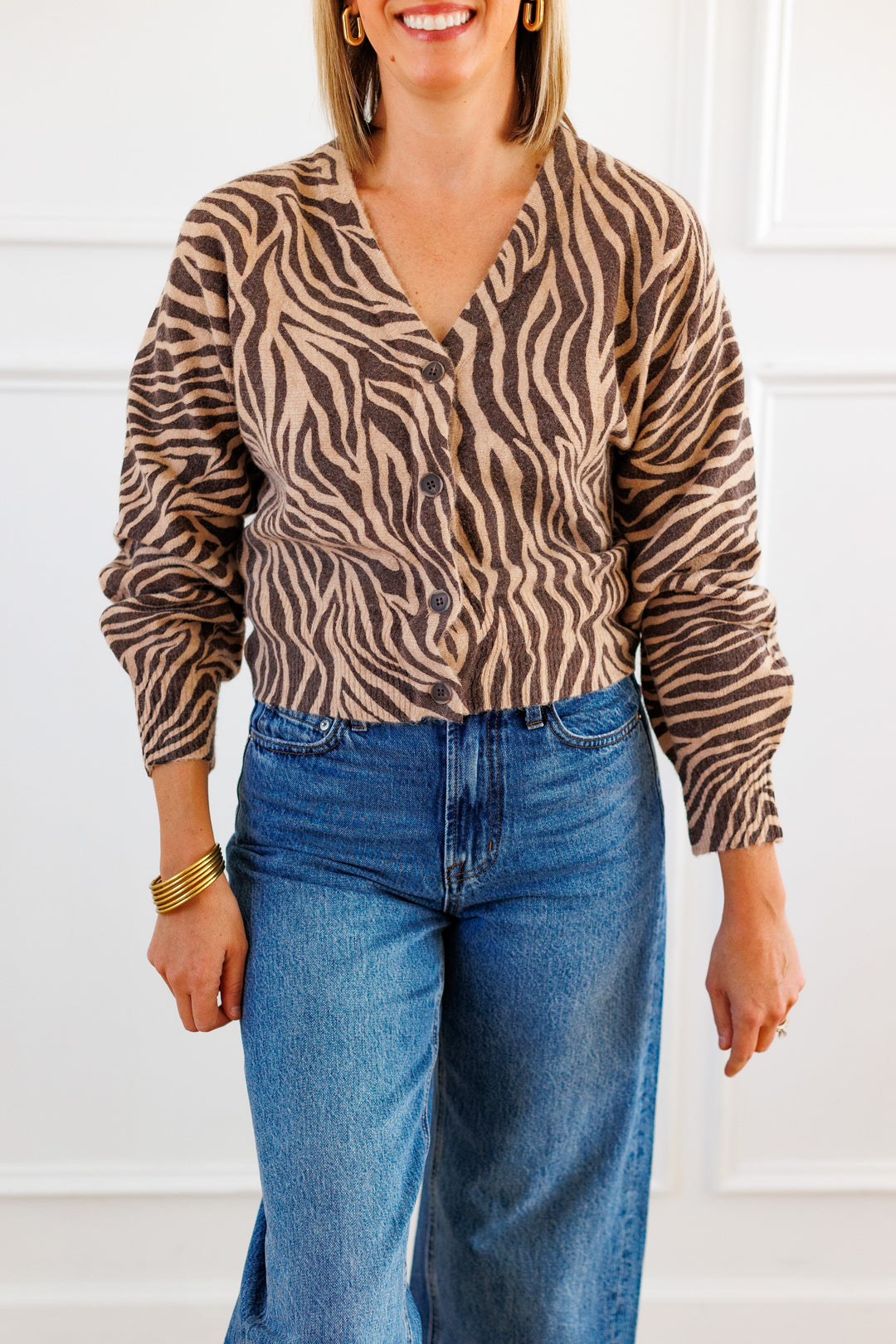Z SUPPLY: DARK CHOCOLATE ZEBRA PRINT BUTTON-FRONT CARDIGAN FRONT VIEW