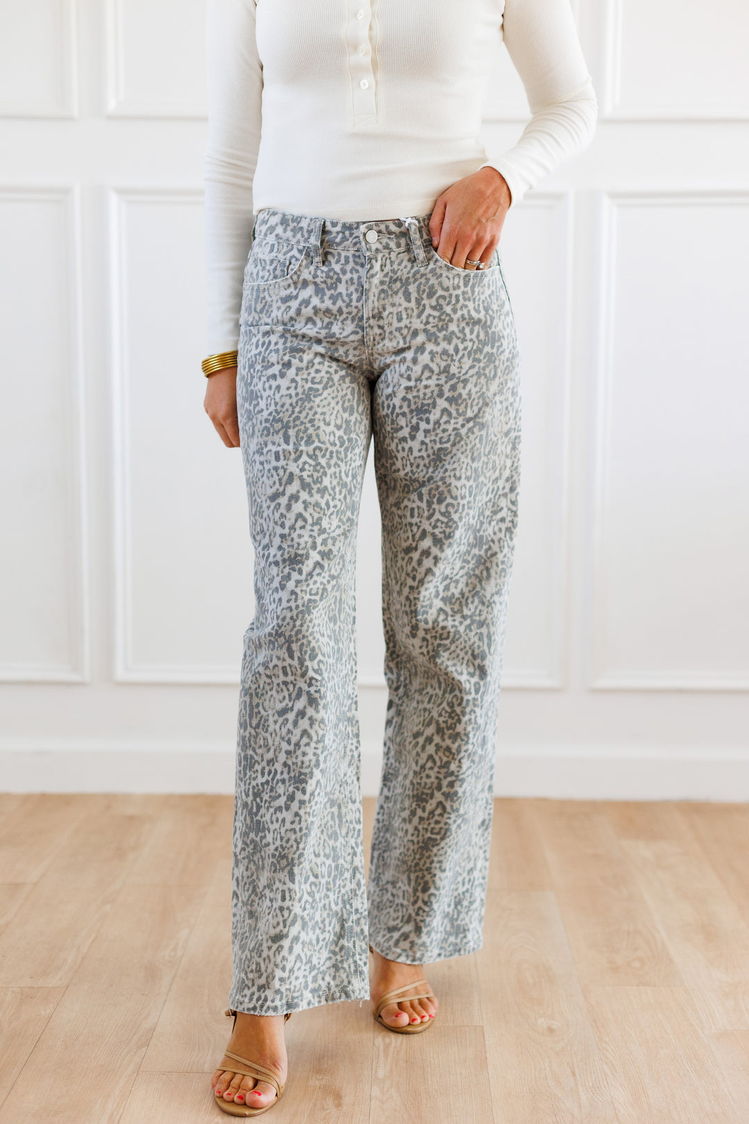 GREY LEOPARD WIDE LEG JEAN FRONT VIEW