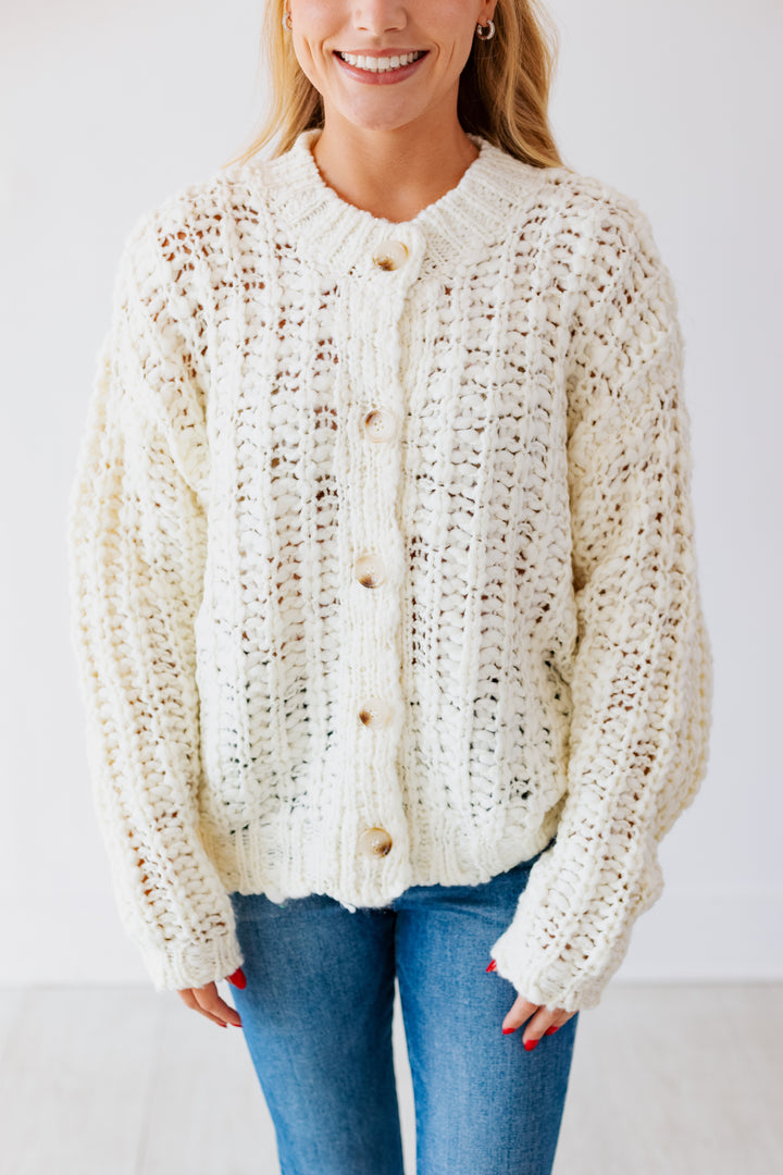 CREAM CHUNKY KNIT CARDIGAN