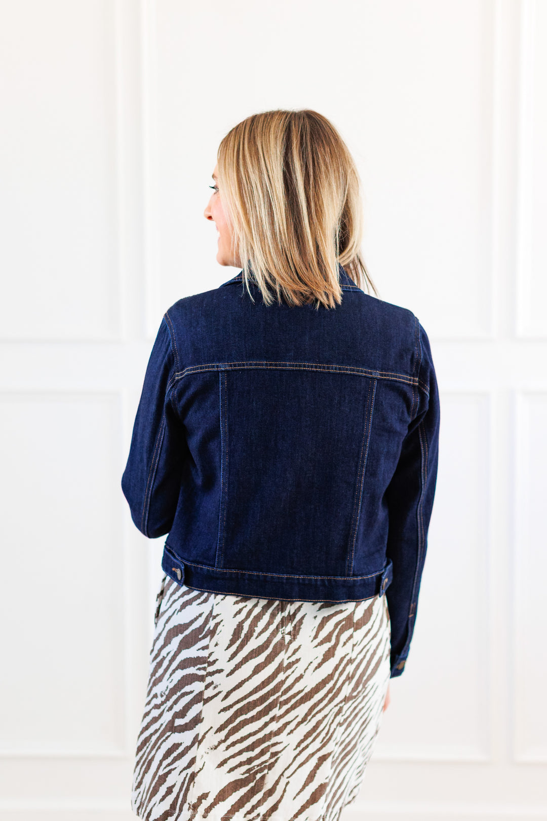 CLASSIC SUPER DARK DENIM JACKET
