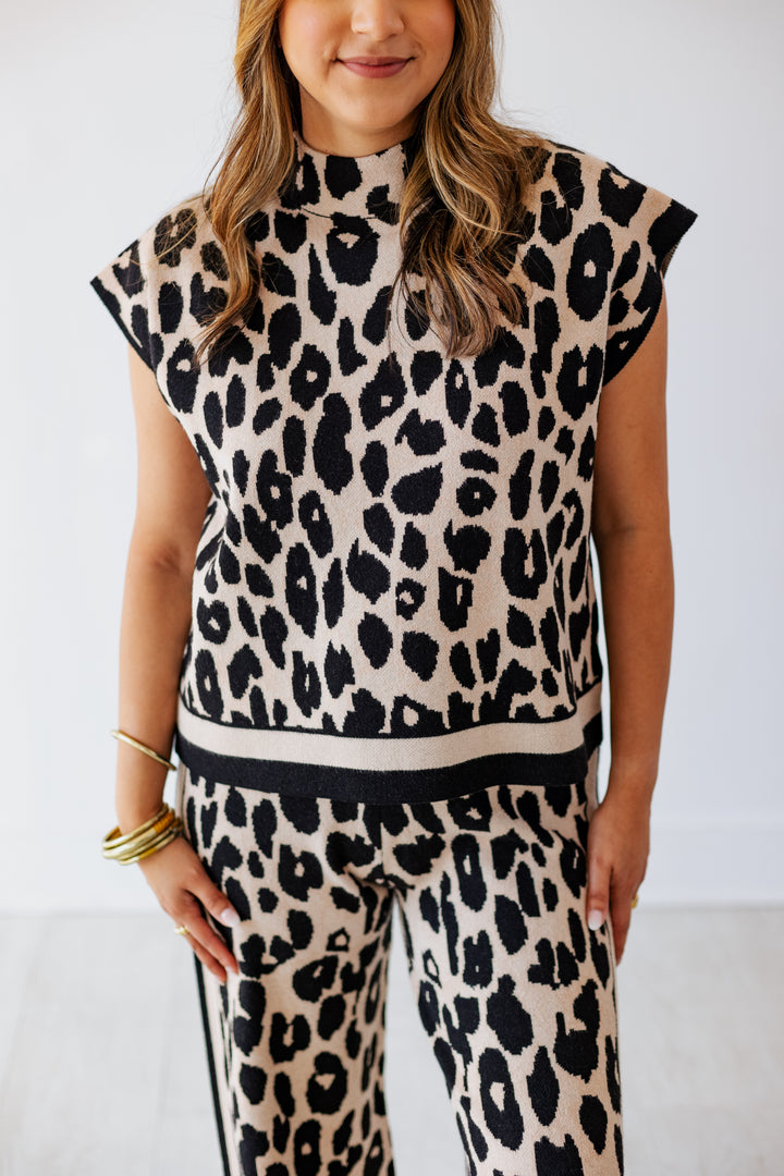 LILY LEOPARD SLEEVELESS SWEATER