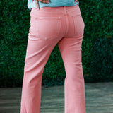 FLAMINGO MEDIUM RISE STRAIGHT LEG JEAN