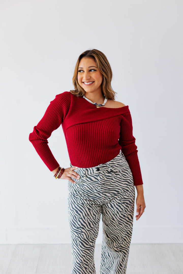 RIBBED ONE SHOULDER DETAIL TOP- RUBY RED