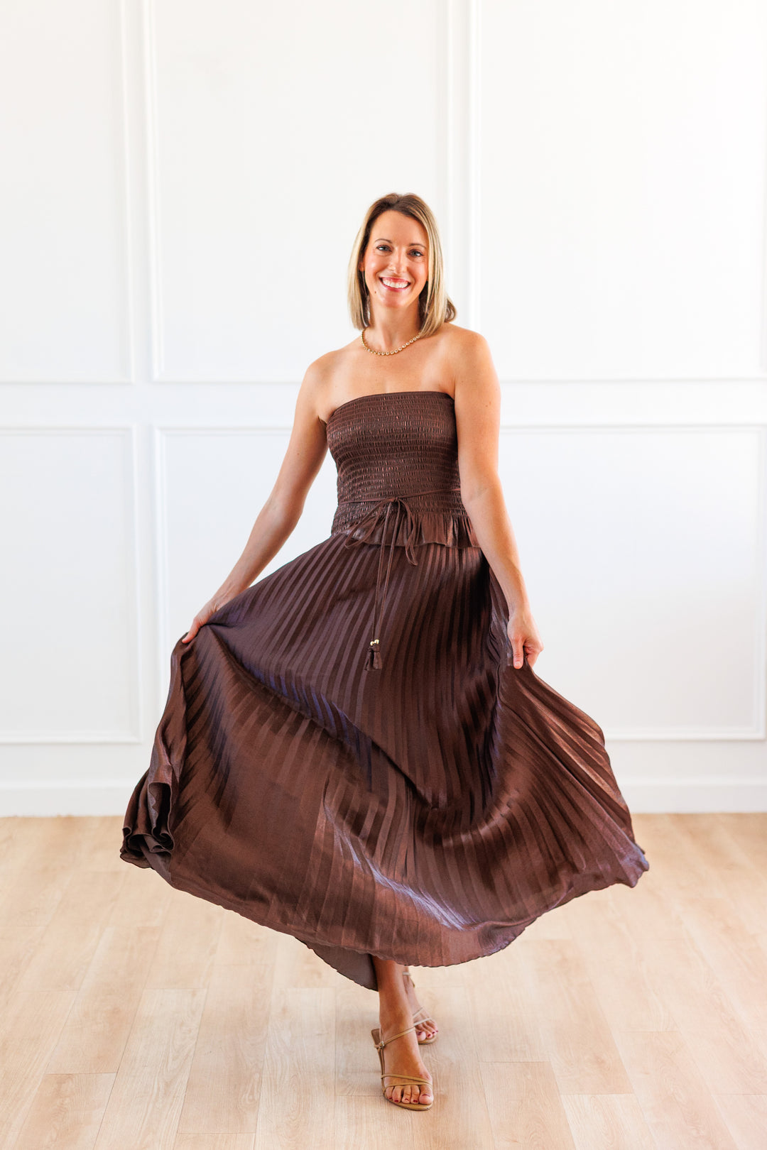 METALLIC BROWN STRAPLESS PLEATED MAXI DRESS